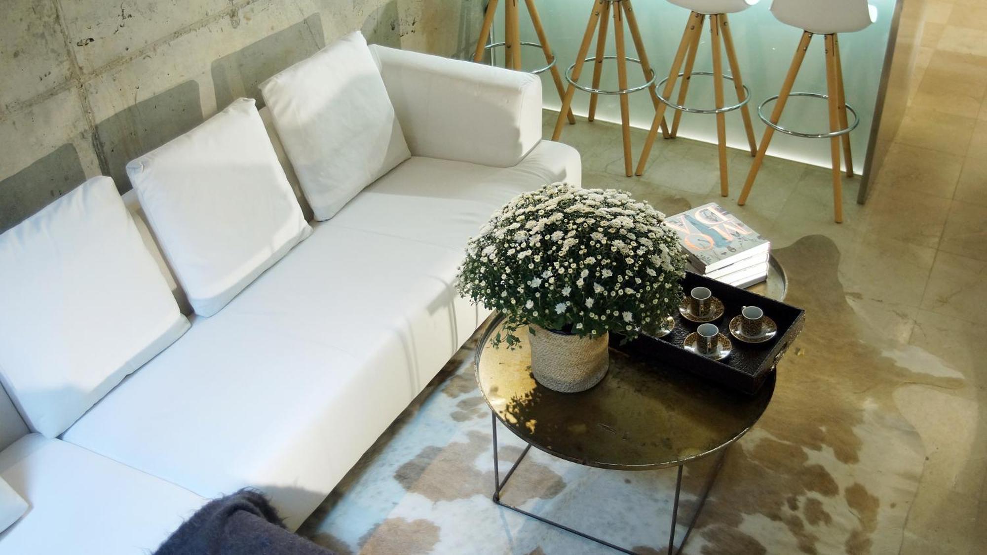 My Space Emirates - Fully Equipped Apartments Near The Beach With Shared Pool Барселона Стая снимка